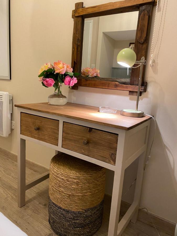 Ground Floor - Hauseman Building Close To Thermes Appartement *
